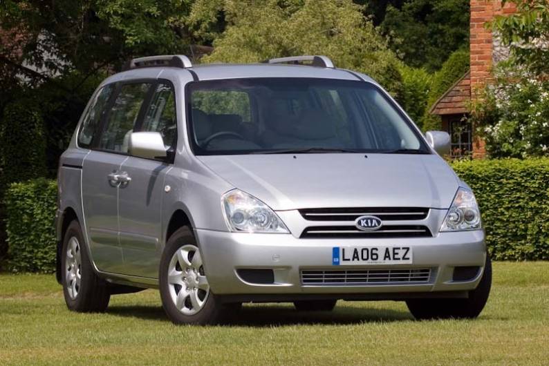 Kia Sedona (2006 - 2012) used car review