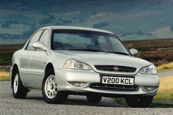 Kia Clarus (1999 - 2001) used car review