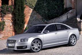 Audi S8 (2006 - 2010) used car review
