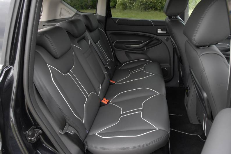 Ford Kuga 2008 2010 Used Car Review Car Review Rac Drive