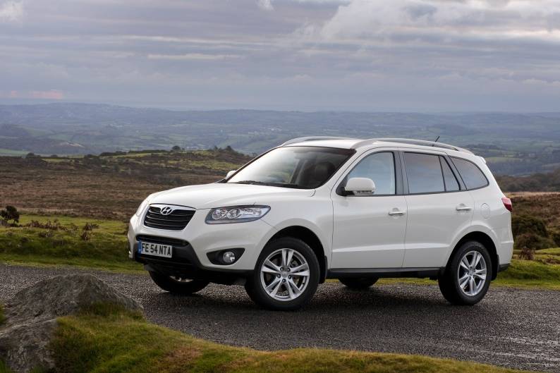 Hyundai Santa Fe 2010 2012 Used Car Review Car Review Rac Drive