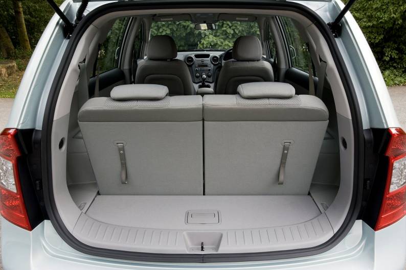 Kia Carens 2006 2010 Used Car Review Car Review Rac Drive