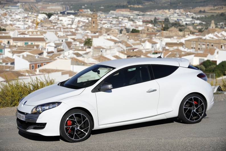 Renault Megane R S 250 2010 2012 Used Car Review Car Review