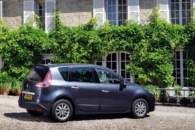 Renault Scenic 2009 2012 Used Car Review Car Review Rac Drive