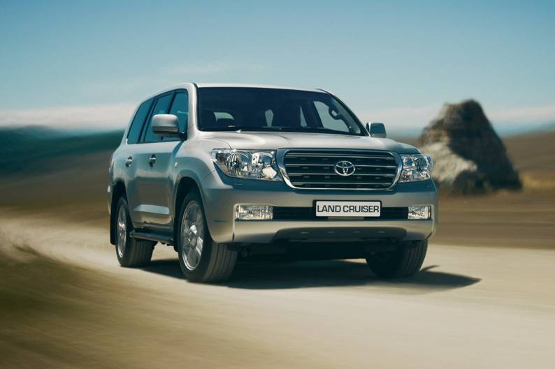 Toyota Land Cruiser V8 ‘J200’ (2008 - 2011) used car review | Car ...