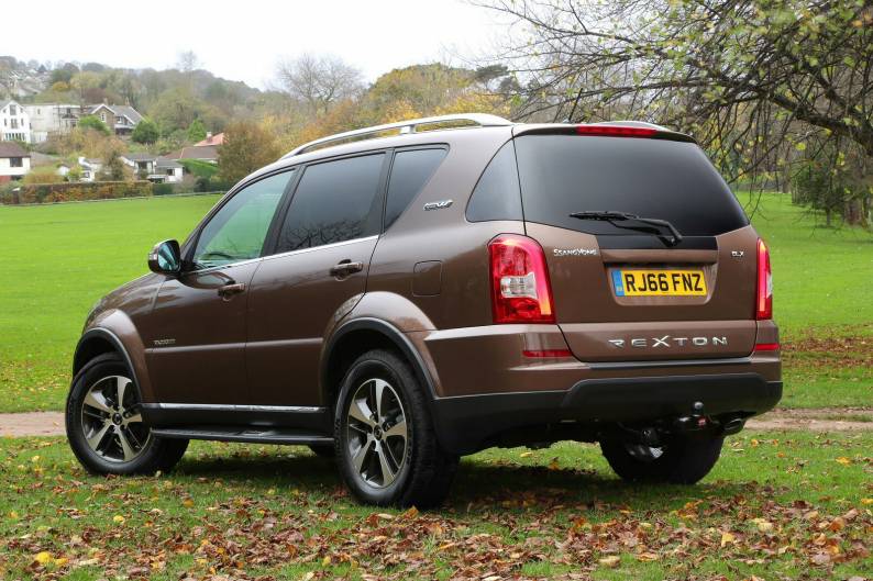 Ssangyong Rexton 2015 2017 Used Car Review Car Review Rac Drive