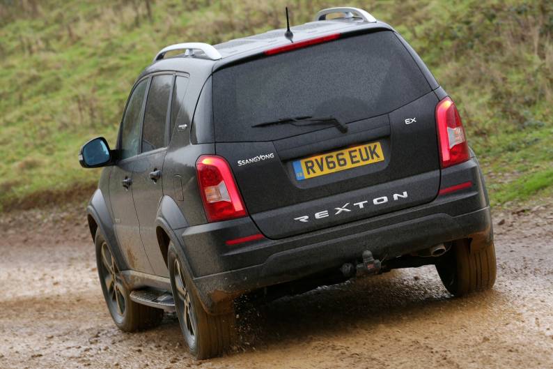 Ssangyong Rexton 2015 2017 Used Car Review Car Review Rac Drive