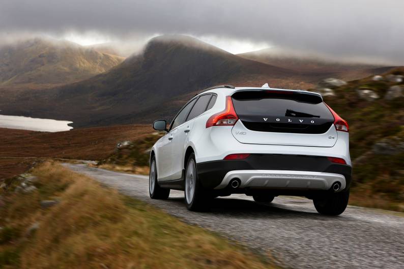 Volvo V40 Cross Country 2013 2016 Used Car Review Car Review