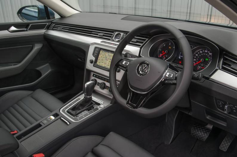 Volkswagen Passat 1 6 Tdi Review Car Review Rac Drive