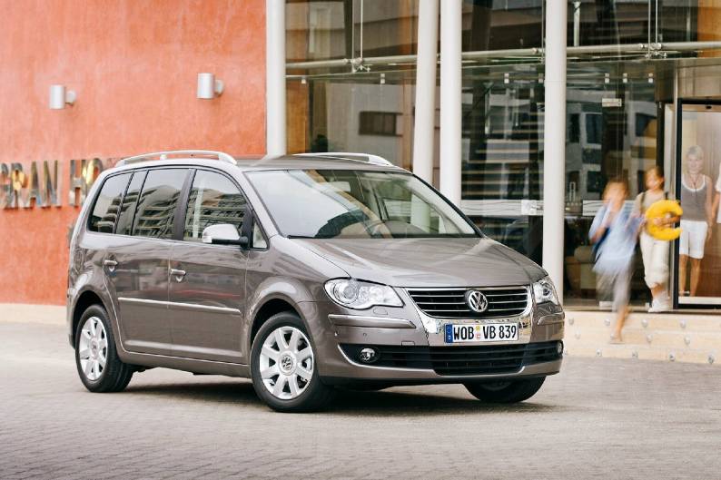Volkswagen Touran 2003 2010 Used Car Review Car Review Rac Drive