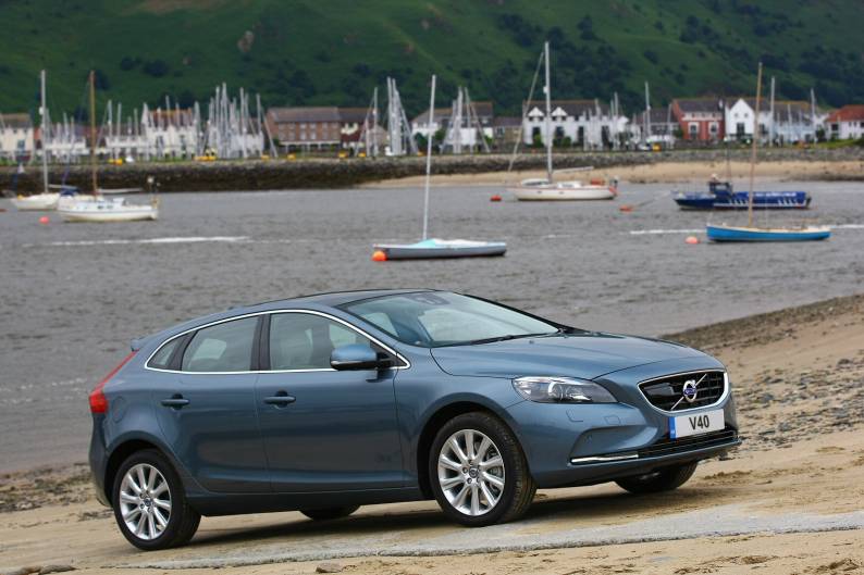 Volvo V40 2012 2014 Used Car Review Car Review Rac Drive