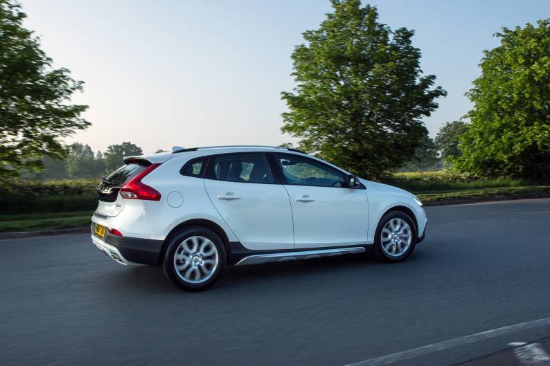 Volvo V40 Cross Country T5 Awd Review Car Review Rac Drive