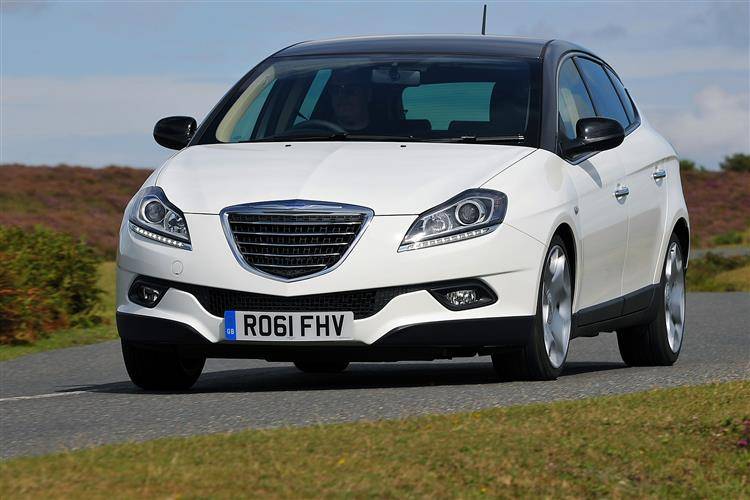 Chrysler Delta 2011 2015 Used Car Review Car Review Rac Drive
