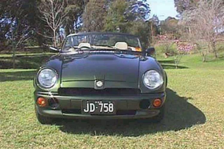 Mg Rv8 1992 1995 Used Car Review Car Review Rac Drive