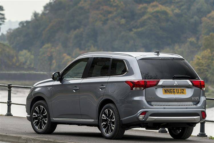 Mitsubishi Outlander Phev 2015 2017 Used Car Review Car Review
