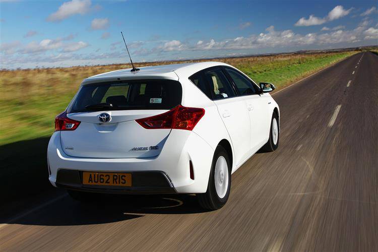 Toyota Auris 2013 2015 Used Car Review Car Review Rac Drive