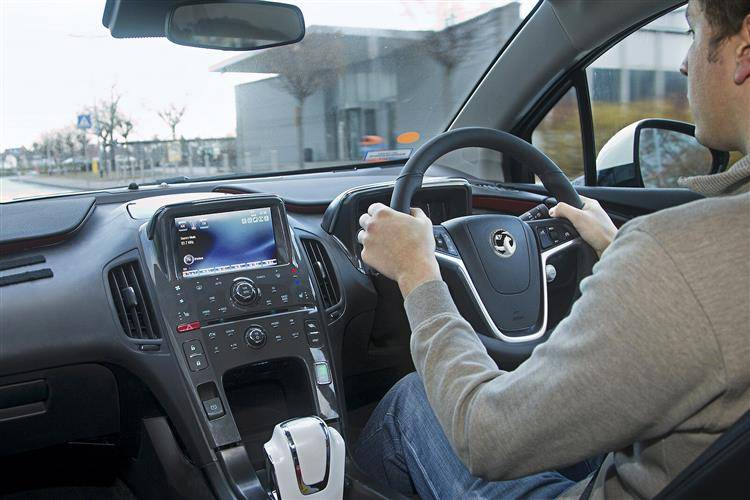Opel Ampera Specs Photos 2011 2012 2013 2014 2015