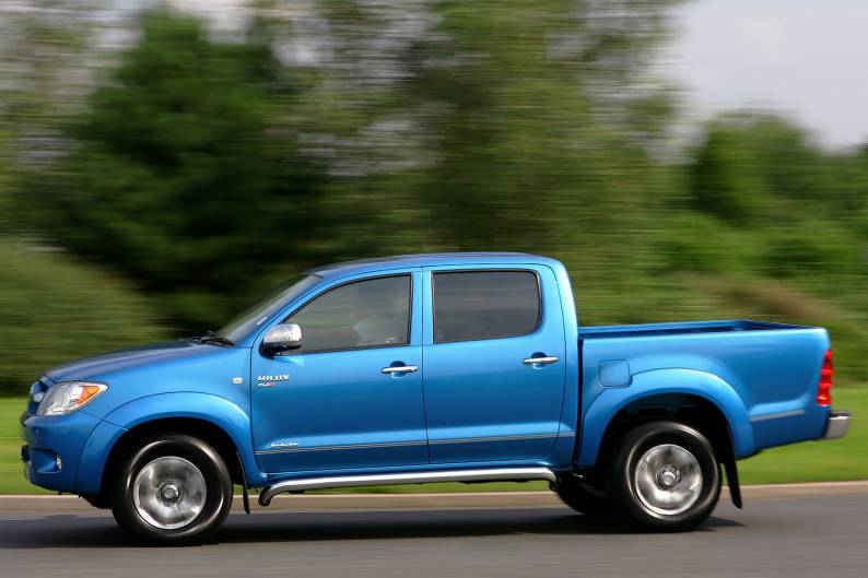 Toyota Hilux 2005 2012 Used Car Review Car Review Rac Drive