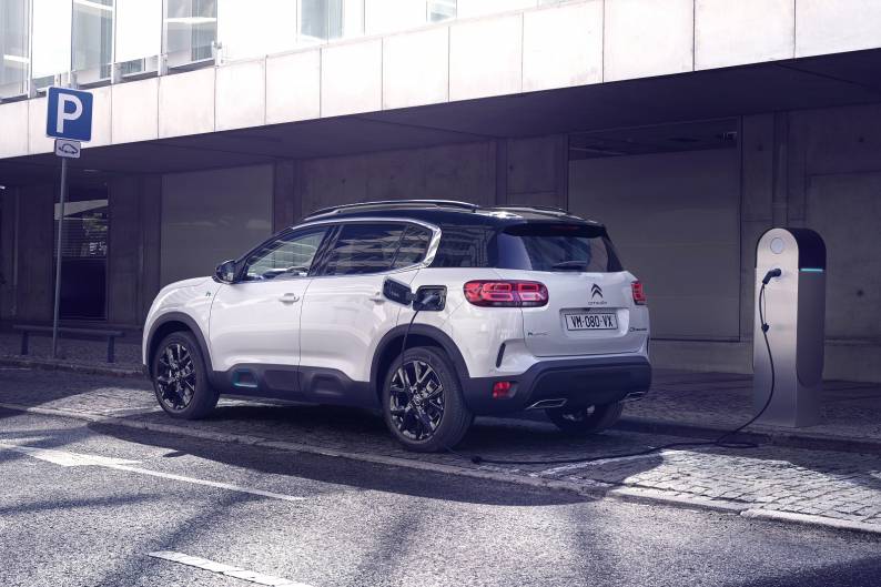 Citroen C5 Aircross Suv Hybrid Review Car Review Rac Drive