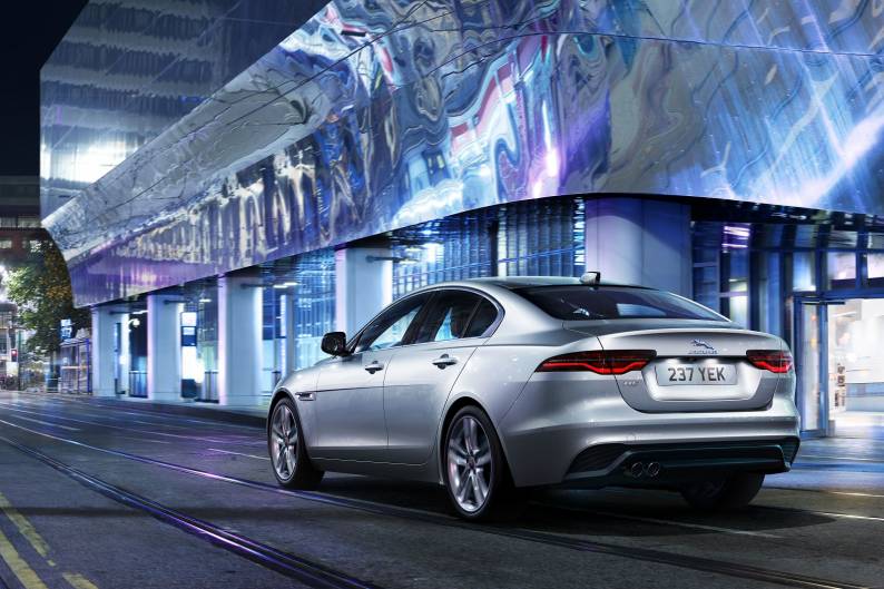 Jaguar-XE-review-|-Car-review-|-RAC-Drive