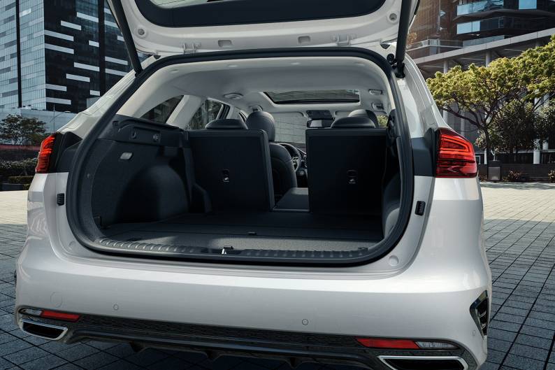 Kia Ceed Sportswagon Phev Review Car Review Rac Drive