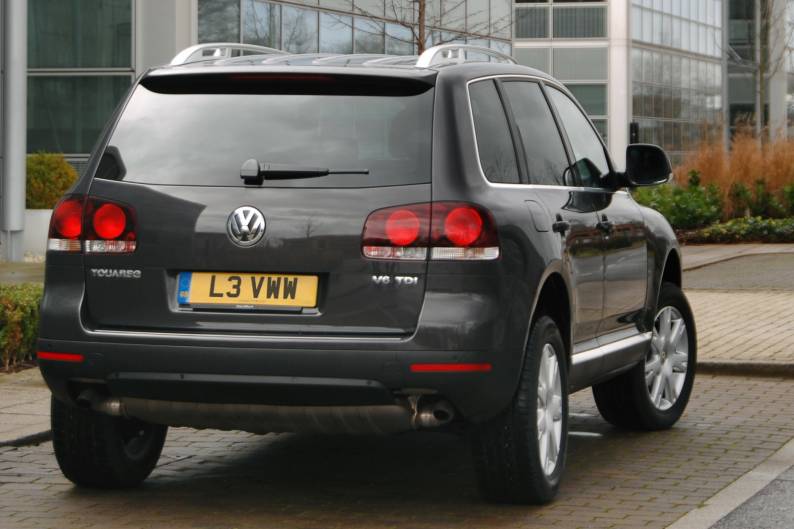 Volkswagen Touareg 2003 2010 Used Car Review Car