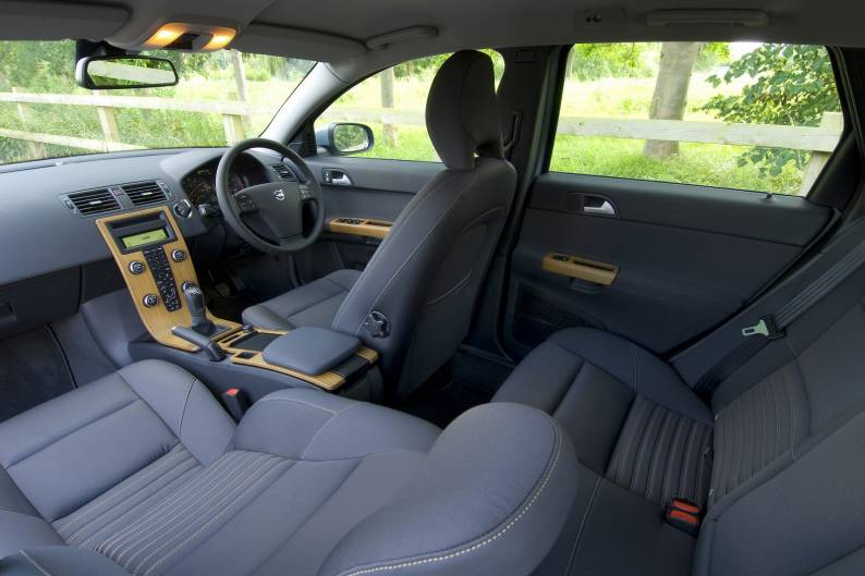 Volvo S40 2004 2012 Used Car Review Car Review Rac Drive