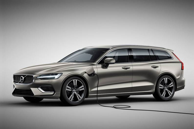 Volvo V60 Recharge T6 Plug-in hybrid review | Car review | RAC Drive
