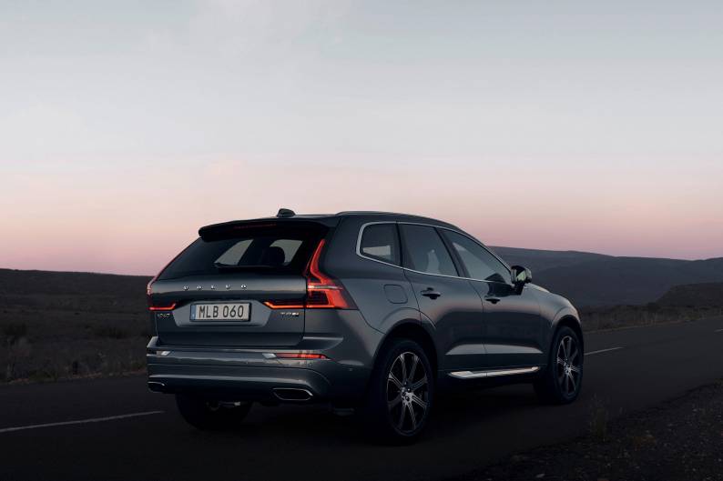 Volvo XC60 Recharge T8 Plugin hybrid review Car review RAC Drive