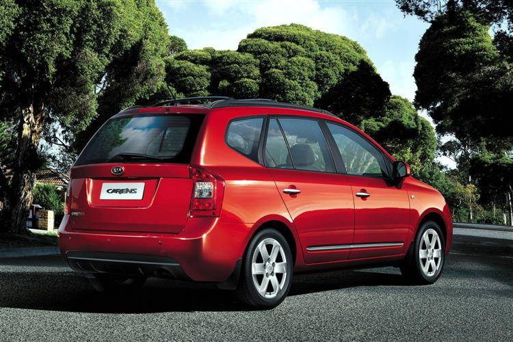 Kia Carens (2006 - 2010) used car review | Car review | RAC Drive