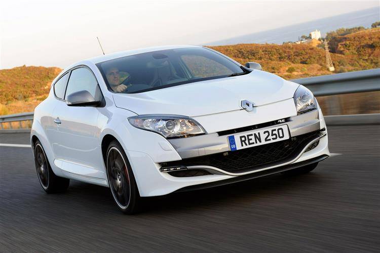 Renault Megane R S 250 2010 2012 Used Car Review Car Review Rac Drive