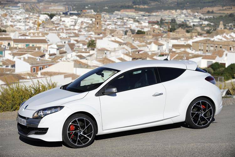 Renault Megane R S 250 10 12 Used Car Review Car Review Rac Drive