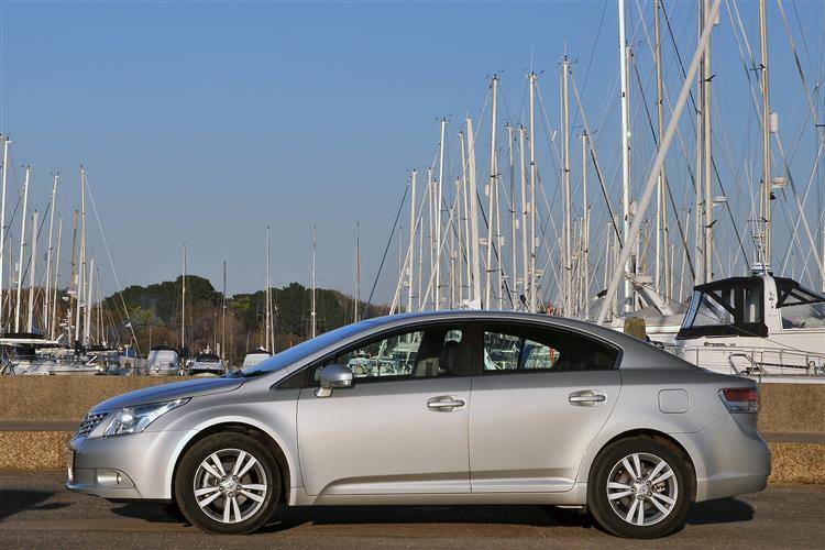 Toyota Avensis 09 11 Used Car Review Car Review Rac Drive