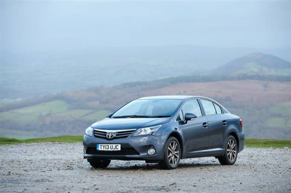 Toyota Avensis (2011 - 2015) used car review