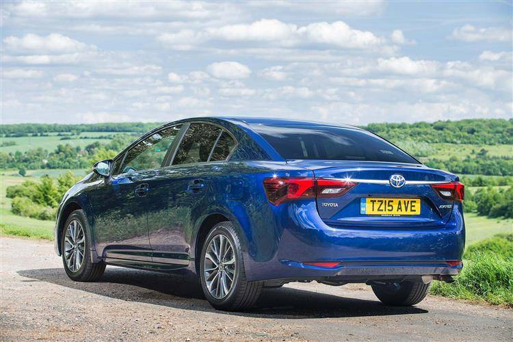 Toyota Avensis 2014 2018 Used Car Review Car Review Rac Drive