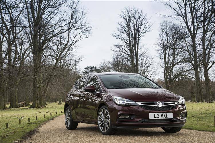 Vauxhall Astra 15 19 Used Car Review Car Review Rac Drive