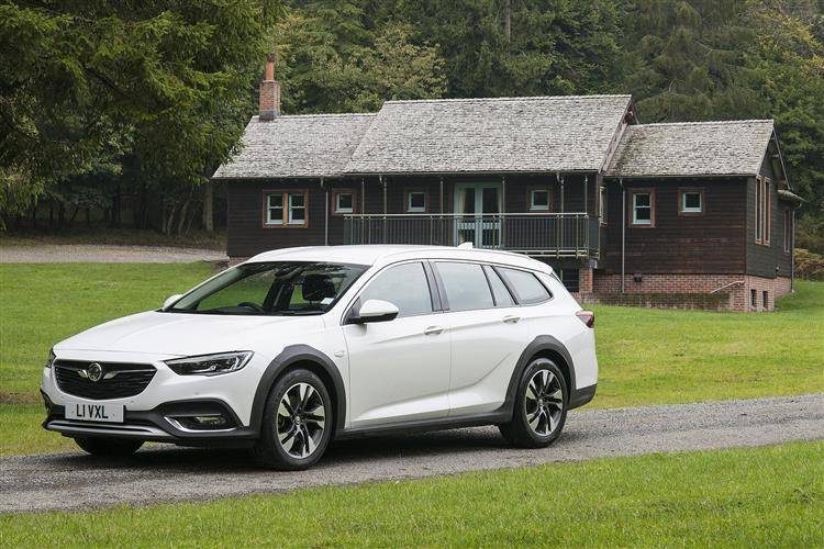 Vauxhall Insignia Country Tourer 17 Used Car Review Car Review Rac Drive