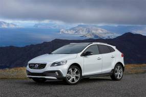 Volvo V40 Cross Country (2013 - 2016) used car review