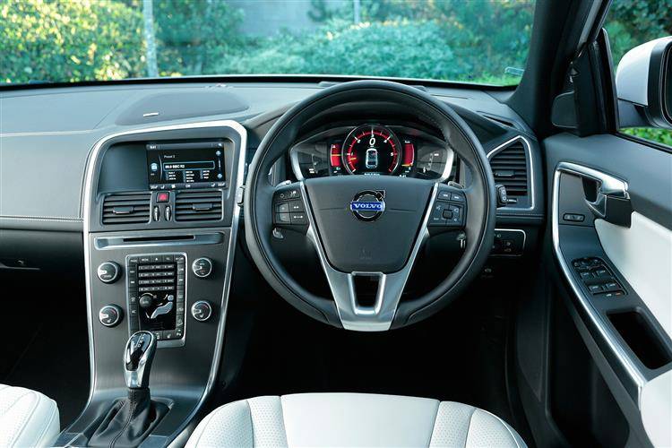 Volvo Xc60 2014 2017 Used Car Review Car Review Rac Drive
