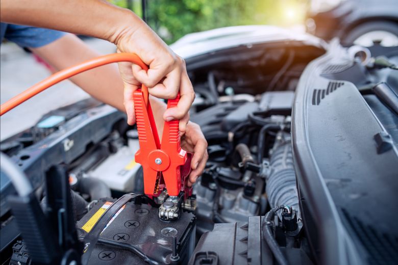 How to charge a car battery