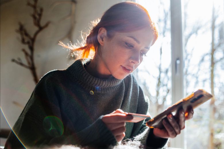 Santander issues urgent Facebook scam warning as victims lose £479,964 