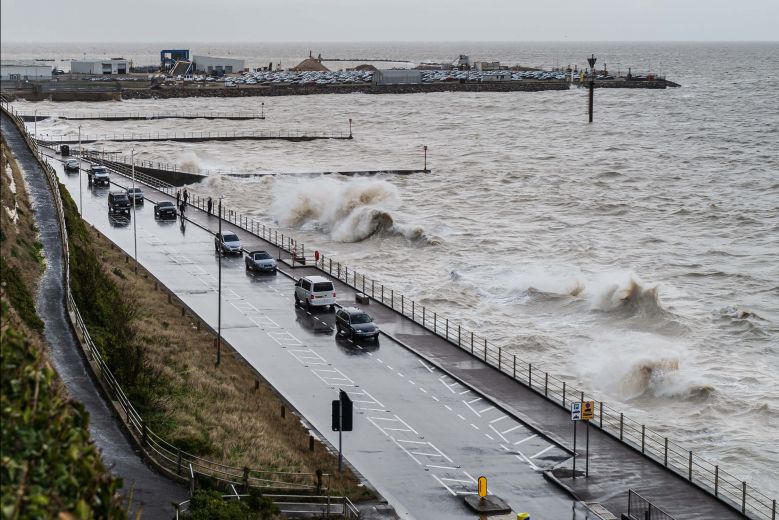 RAC offers advice to drivers during Storm Ciarán