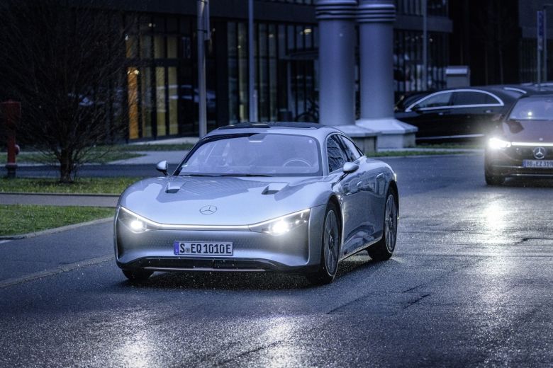 Mercedes Vision EQXX prototype EV breaks 1,000km range barrier