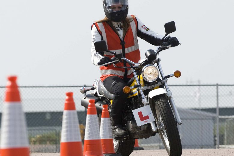 motorbike a2 licence cost