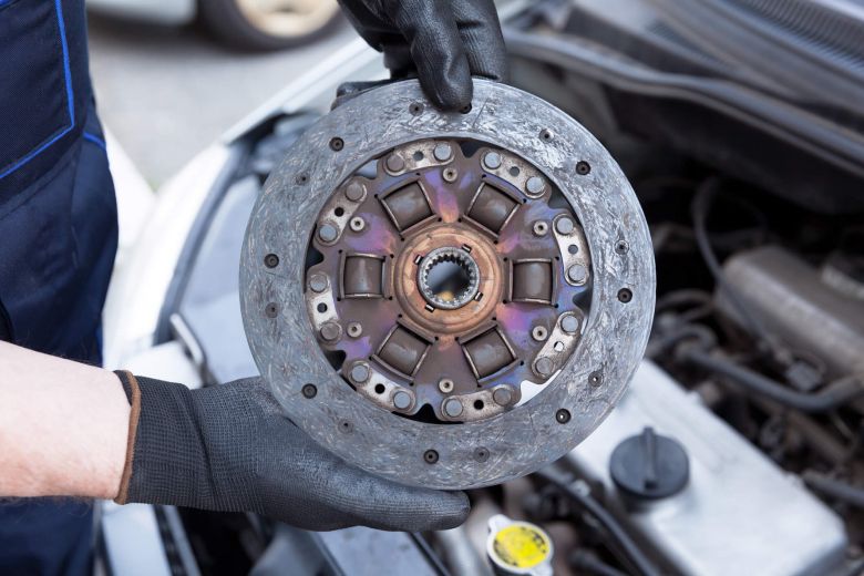 Clutch replacement cost – how much will you have to pay? 