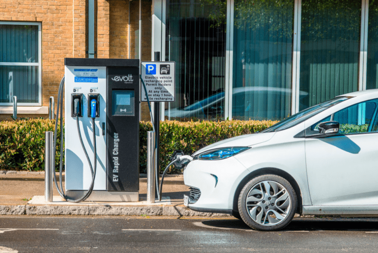 How much does it cost to charge an electric car?