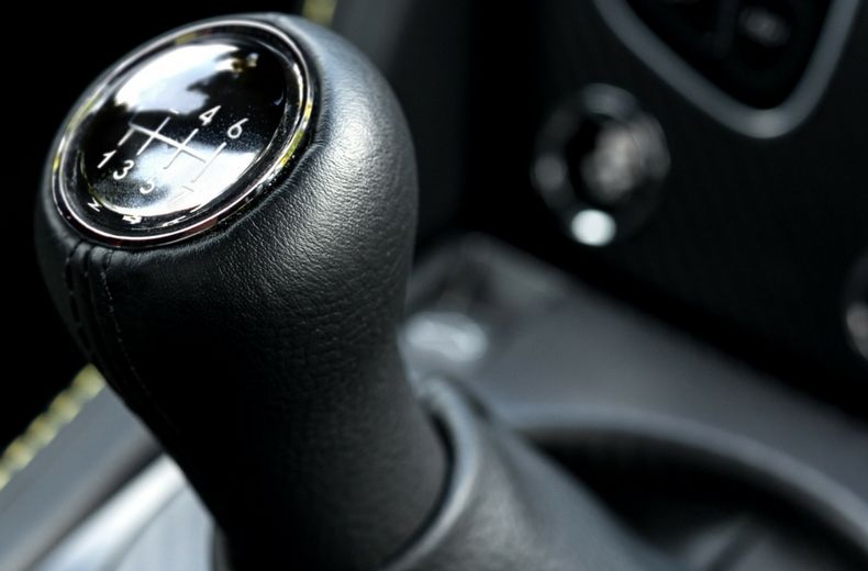 How to drive a manual car a quick and easy guide with