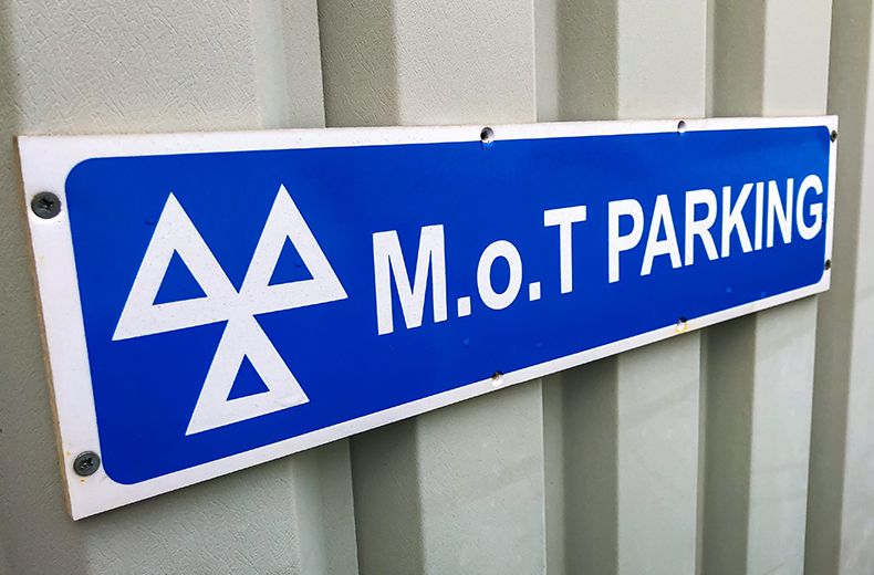 DVSA survey reveals that one in ten cars that pass their MOT should fail