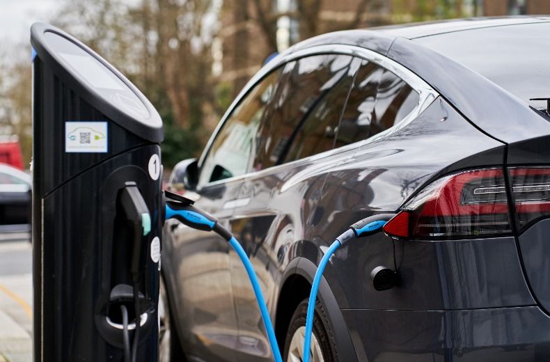 EV investment and zero emission mandate for car manufacturers announced