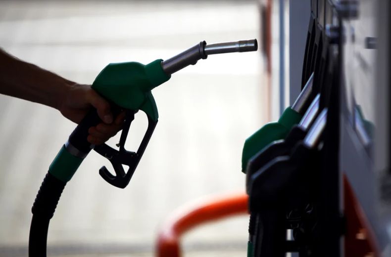 Supermarkets drop petrol prices to under £1 per litre for the first time in 4 years